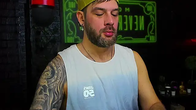 LexXHardy online show from 11/15/25, 08:00