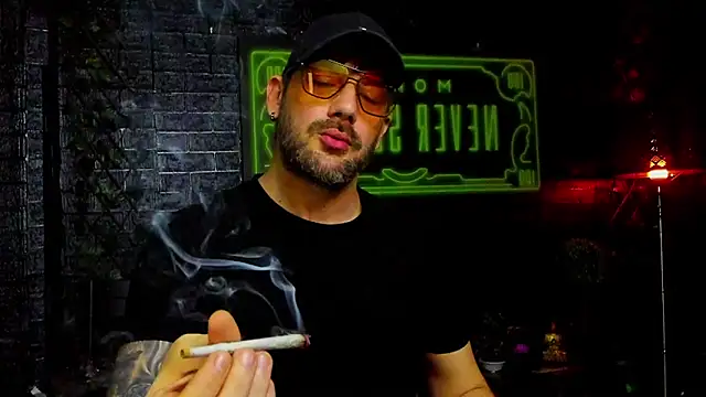 LexXHardy online show from 02/15/26, 02:25