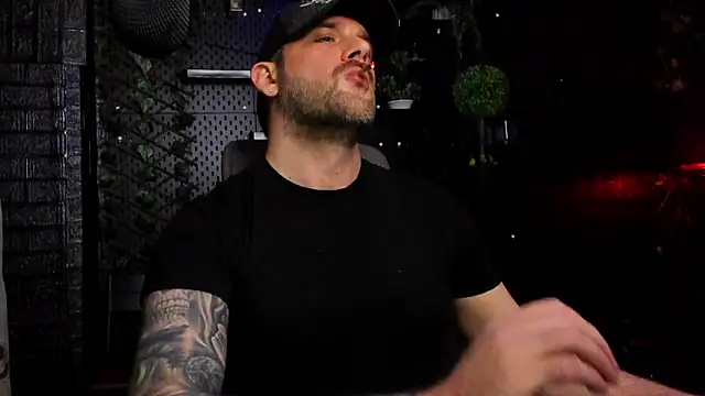 LexXHardy online show from 04/21/26, 02:51