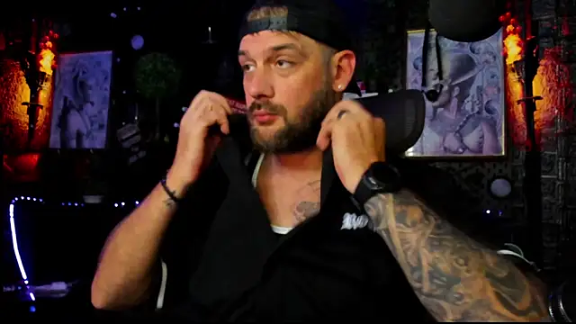 Snapshot of LexXHardy chatting on 07/14/26, 03:44 LexXHardy online show from 07/14/26, 03:44