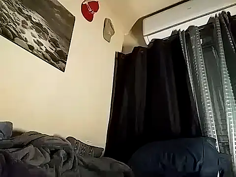 hotraillX online show from 12/29/24, 05:31