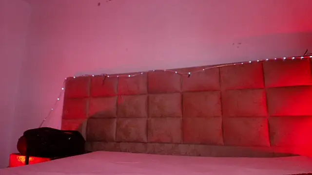  sex mia online show from 11/08/25, 07:23