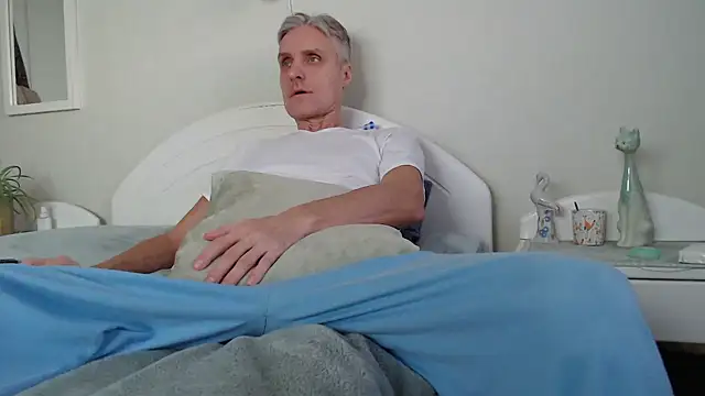 StrongBill online show from 01/18/25, 02:23