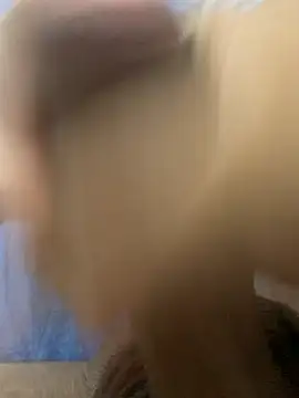 Snapshot of Luisrovers18 chatting on 03/17/25, 05:34 Luisrovers18 online show from 03/17/25, 05:34