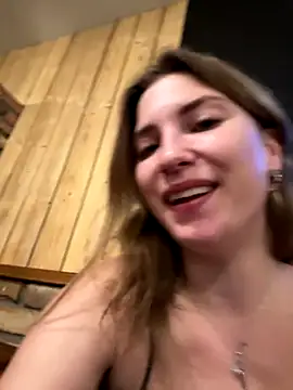 Snapshot of secretcrazy69 chatting on 12/01/24, 04:29 secretcrazy69 online show from 12/01/24, 04:29