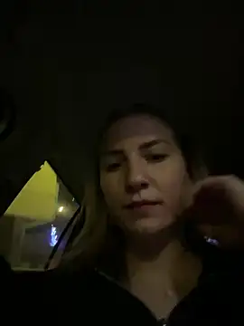 Snapshot of secretcrazy69 chatting on 12/12/24, 05:26 secretcrazy69 online show from 12/12/24, 05:26