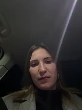 Snapshot of secretcrazy69 chatting on 12/14/24, 04:09 secretcrazy69 online show from 12/14/24, 04:09