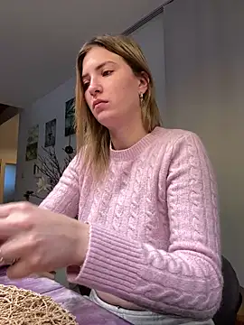 Snapshot of secretcrazy69 chatting on 01/07/25, 08:13 secretcrazy69 online show from 01/07/25, 08:13