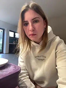 Snapshot of secretcrazy69 chatting on 01/11/25, 03:09 secretcrazy69 online show from 01/11/25, 03:09