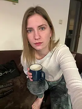 Snapshot of secretcrazy69 chatting on 01/14/25, 05:19 secretcrazy69 online show from 01/14/25, 05:19