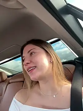 Snapshot of secretcrazy69 chatting on 01/31/25, 11:56 secretcrazy69 online show from 01/31/25, 11:56