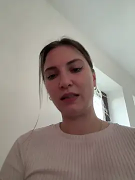 Snapshot of secretcrazy69 chatting on 02/03/25, 03:38 secretcrazy69 online show from 02/03/25, 03:38