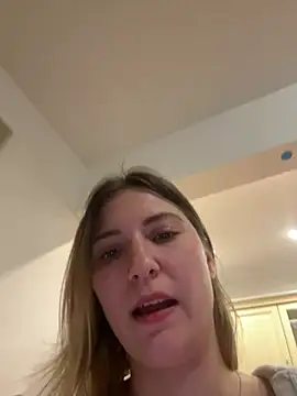 Snapshot of secretcrazy69 chatting on 02/21/25, 07:10 secretcrazy69 online show from 02/21/25, 07:10