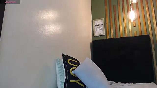 Snapshot of AngelitaWild_ chatting on 02/08/25, 12:28 AngelitaWild online show from 02/08/25, 12:28