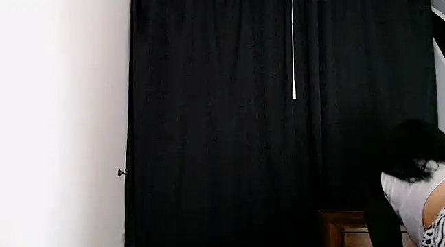 Isa Maiden1 online show from 03/05/25, 09:48