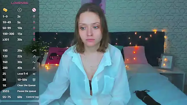 Linda Bryant online show from 02/01/25, 03:19