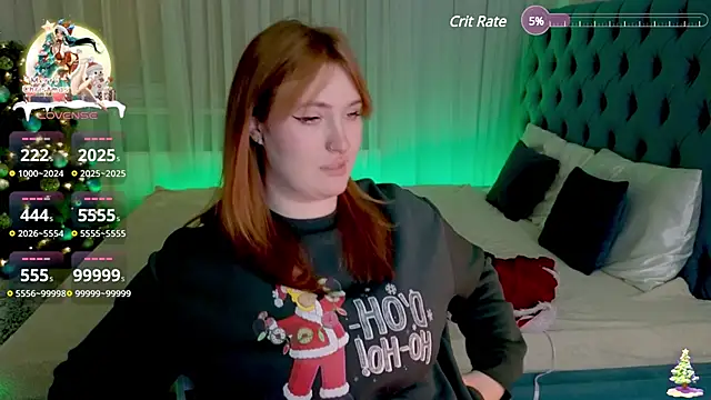 Snapshot of _Chlo__e chatting on 12/25/24, 12:27  Chlo  e online show from 12/25/24, 12:27