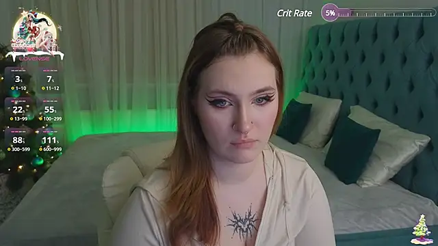 Snapshot of _Chlo__e chatting on 01/05/25, 01:56  Chlo  e online show from 01/05/25, 01:56