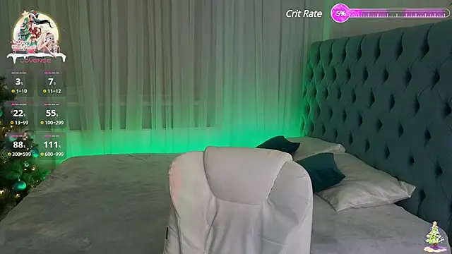 Snapshot of _Chlo__e chatting on 01/10/25, 10:04  Chlo  e online show from 01/10/25, 10:04