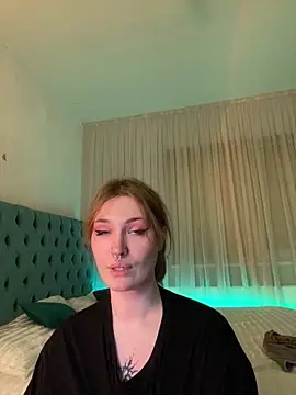 Snapshot of _Chlo__e chatting on 03/02/25, 02:30  Chlo  e online show from 03/02/25, 02:30