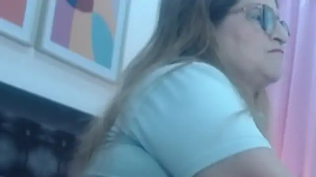 sandra 20 online show from 11/25/25, 11:32