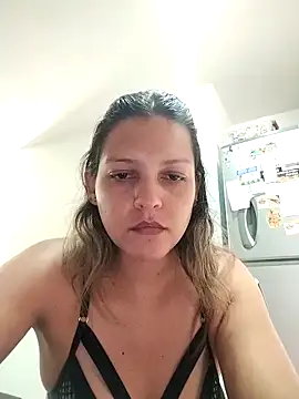 Snapshot of Mia_Hampton chatting on 02/02/25, 05:26 Mia Hampton online show from 02/02/25, 05:26