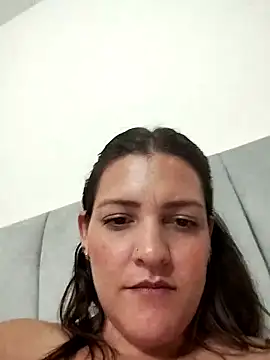 Snapshot of Mia_Hampton chatting on 03/19/25, 03:41 Mia Hampton online show from 03/19/25, 03:41