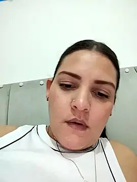 Snapshot of Mia_Hampton chatting on 01/12/26, 11:43 Mia Hampton online show from 01/12/26, 11:43