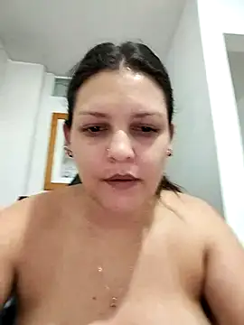 Snapshot of Mia_Hampton chatting on 02/14/26, 11:56 Mia Hampton online show from 02/14/26, 11:56