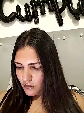 Snapshot of Mia_Hampton chatting on 03/02/26, 09:43 Mia Hampton online show from 03/02/26, 09:43