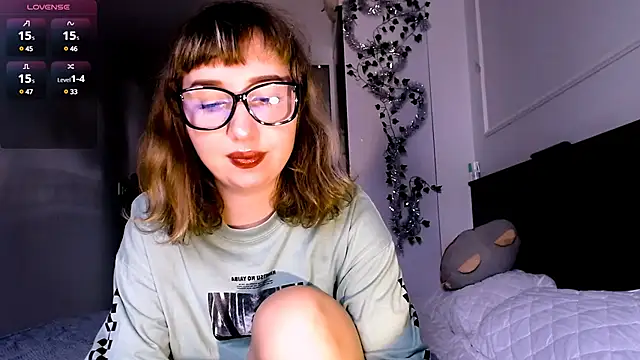 Snapshot of Cosmo_Riri chatting on 01/16/25, 06:35 Cosmo Riri online show from 01/16/25, 06:35