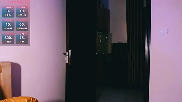 Cosmo Riri online show from 02/10/26, 01:37