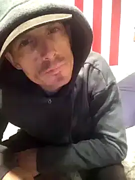 Snapshot of KBONE36 chatting on 12/15/24, 09:42 KBONE36 online show from 12/15/24, 09:42