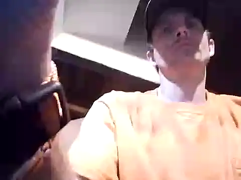 Snapshot of KBONE36 chatting on 10/22/25, 09:42 KBONE36 online show from 10/22/25, 09:42