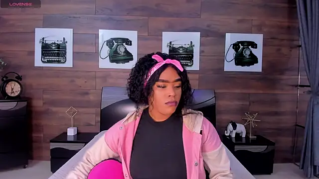 Briana Wells  online show from 07/14/26, 12:44