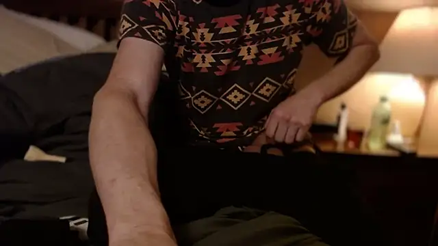 Snapshot of Keebs312 chatting on 10/16/25, 04:24 Keebs312 online show from 10/16/25, 04:24