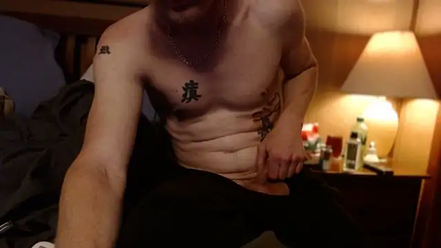 Snapshot of Keebs312 chatting on 10/17/25, 12:52 Keebs312 online show from 10/17/25, 12:52