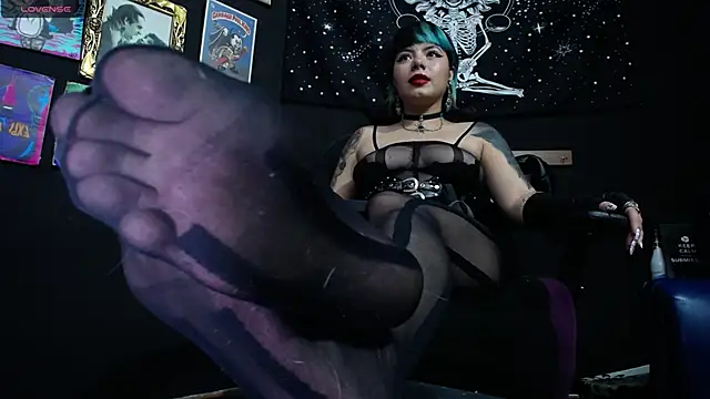 Snapshot of Yourmadame_P chatting on 03/20/25, 11:34 Yourmadame P online show from 03/20/25, 11:34