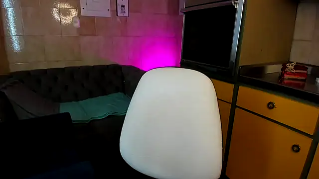 Snapshot of Leticia_goddes chatting on 01/11/25, 05:31 Leticia goddes online show from 01/11/25, 05:31