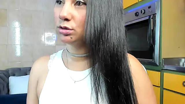 Snapshot of Leticia_goddes chatting on 03/17/25, 01:08 Leticia goddes online show from 03/17/25, 01:08