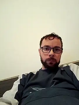 Snapshot of Nitrocm chatting on 10/30/25, 05:24 Nitrocm online show from 10/30/25, 05:24