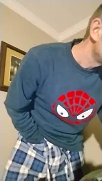 Snapshot of MaxSpadeErotica chatting on 01/18/26, 11:30 MaxSpadeErotica online show from 01/18/26, 11:30