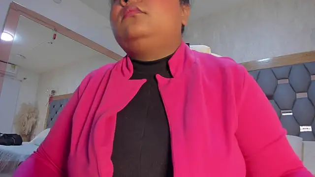 sophia reyes online show from 01/17/25, 12:21