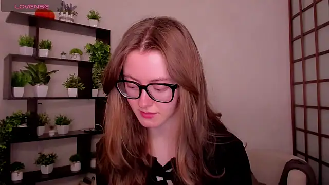 KateCuddle online show from 03/24/26, 02:38