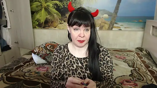 Snapshot of Aphelandra chatting on 02/24/25, 07:33 Aphelandra online show from 02/24/25, 07:33