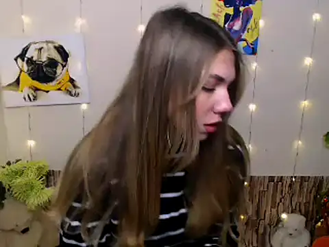 Snapshot of Sport_Tall_Doll chatting on 12/02/24, 06:52 Sport Tall Doll online show from 12/02/24, 06:52