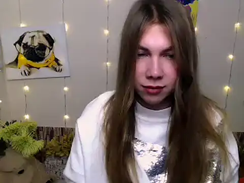 Snapshot of Sport_Tall_Doll chatting on 12/06/24, 08:26 Sport Tall Doll online show from 12/06/24, 08:26