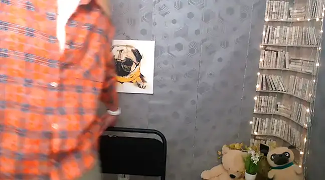 Snapshot of Sport_Tall_Doll chatting on 03/10/25, 08:04 Sport Tall Doll online show from 03/10/25, 08:04