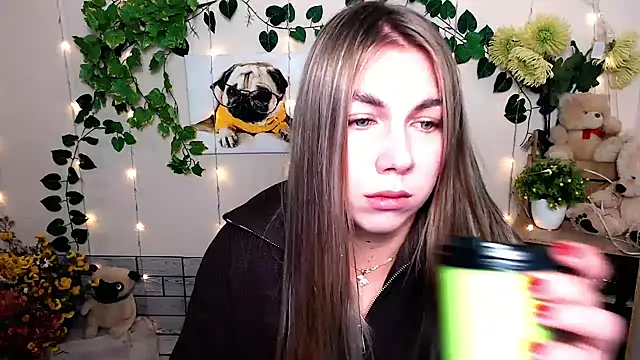 Snapshot of Sport_Tall_Doll chatting on 11/11/25, 09:20 Sport Tall Doll online show from 11/11/25, 09:20