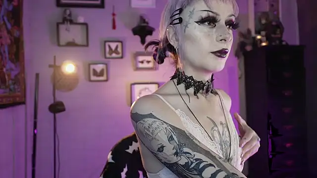 insania 9999  online show from 04/20/26, 05:05